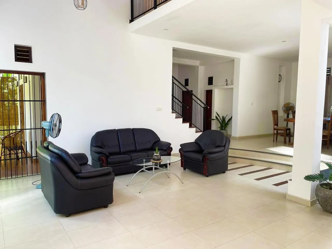 Cenreeza Airport Villa Negombo Sri Lanka