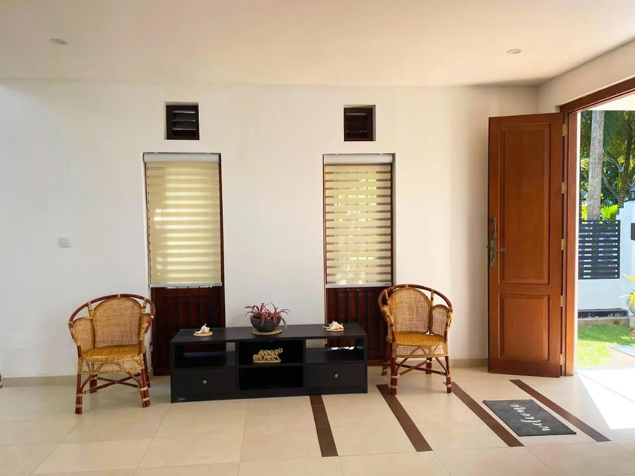 Cenreeza Airport Villa Negombo Sri Lanka